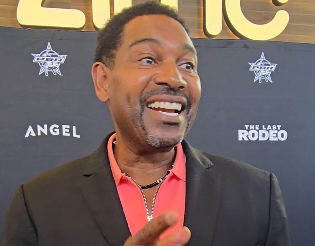 Mykelti Williamson's Toxic Experience On A Popular Show Led to the Iconic 