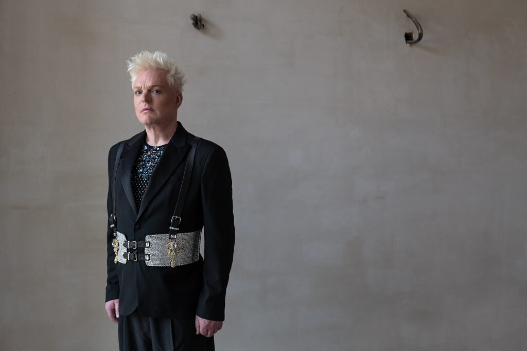 Andy Bell Takes Center Stage: An Exclusive Interview on His Debut Solo Tour, Ten Crowns, and What’s Next